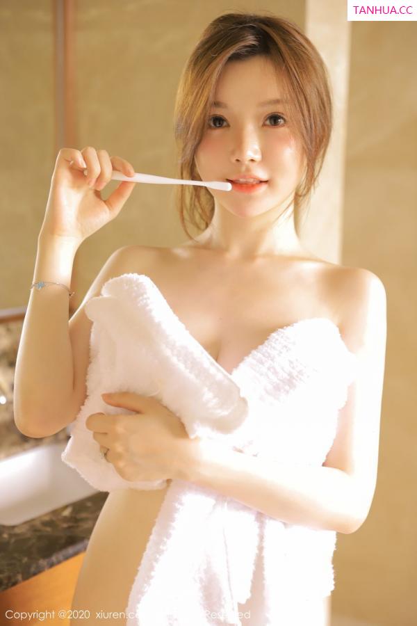 黄米妮  米妮大萌萌 [XIUREN]高清写真图 2020.02.21 糯美子Mini第29张图片